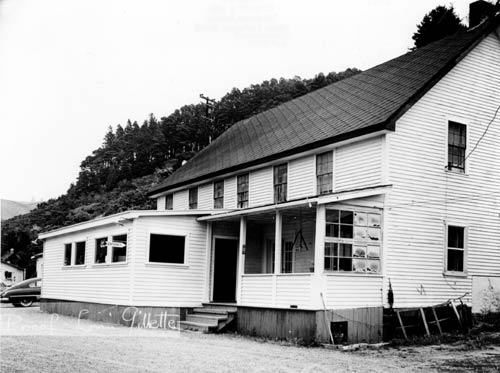  bar addition,  ca.1948